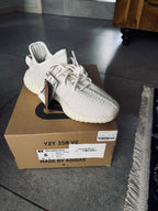 Yeezy Sneakers